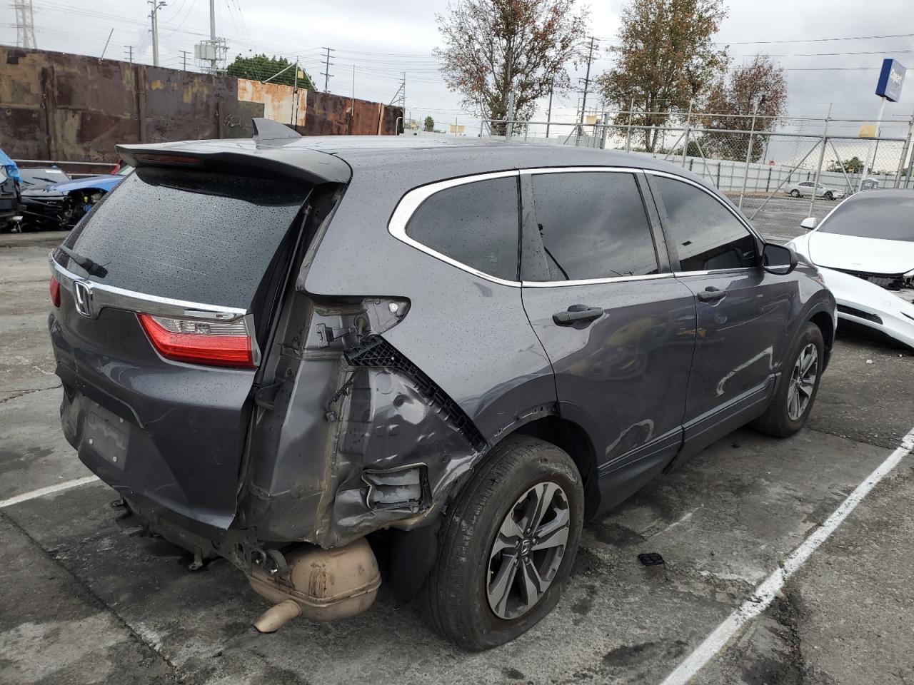 Obraz 3 z 2018 HONDA CR-V LX 2018 z VIN 2HKRW5H34JH411861