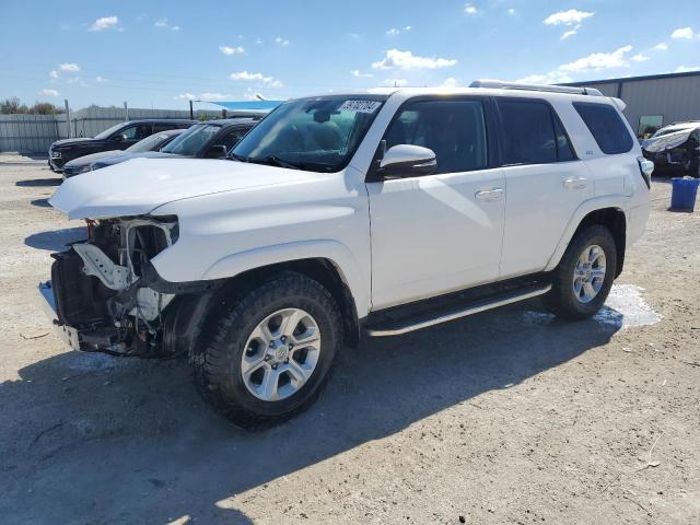Изображение 1 2016 TOYOTA 4RUNNER SR5 2016 с VIN JTEZU5JR1G5139343