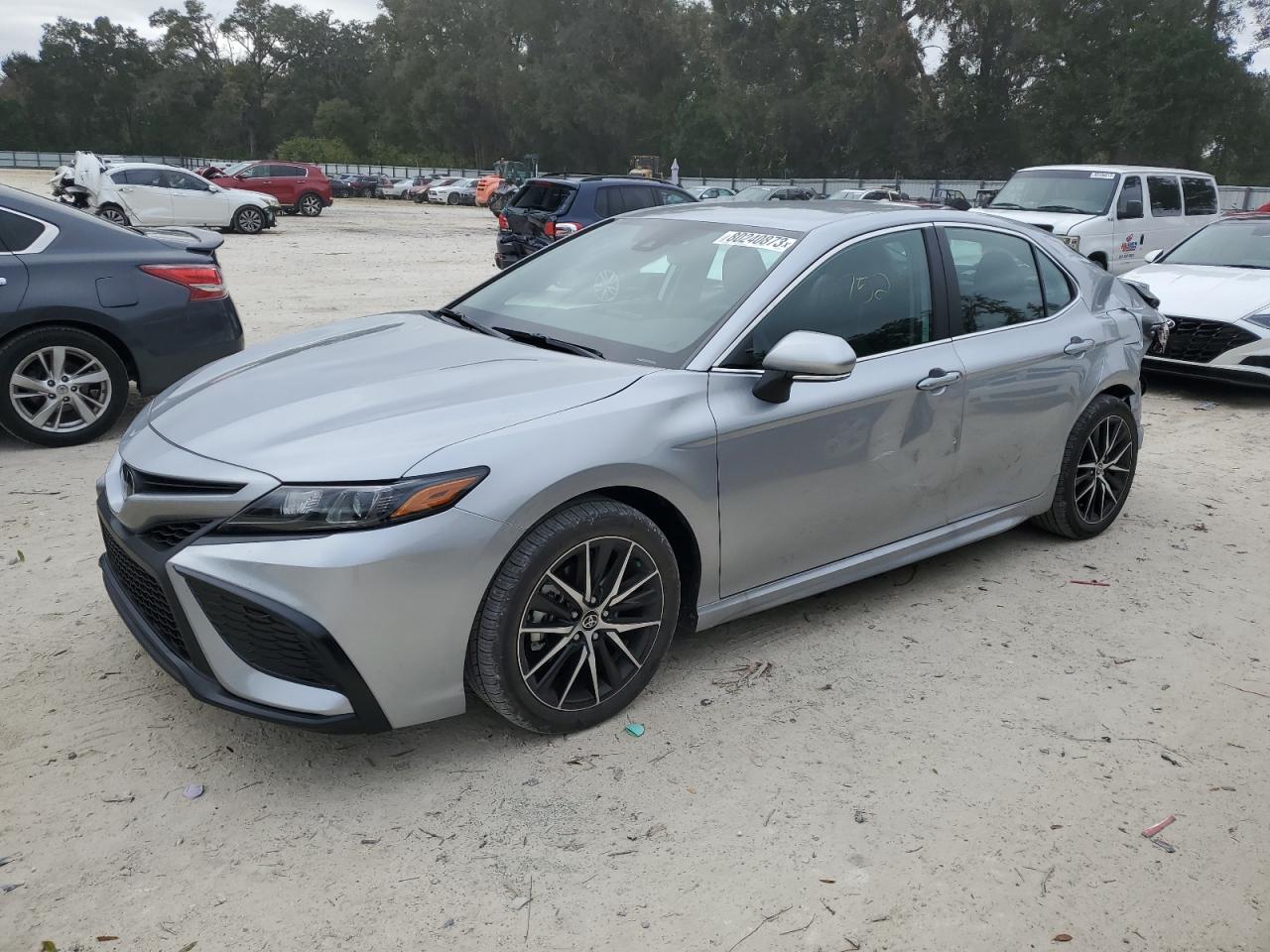 Изображение 1 2024 TOYOTA CAMRY SE NIGHT SHADE 2024 с VIN 4T1T11AK3RU842350