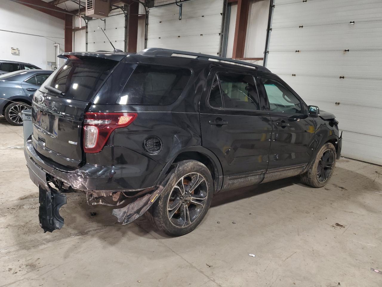 Image 3 of 2015 FORD EXPLORER SPORT 2015 with VIN 1FM5K8GT7FGA06369