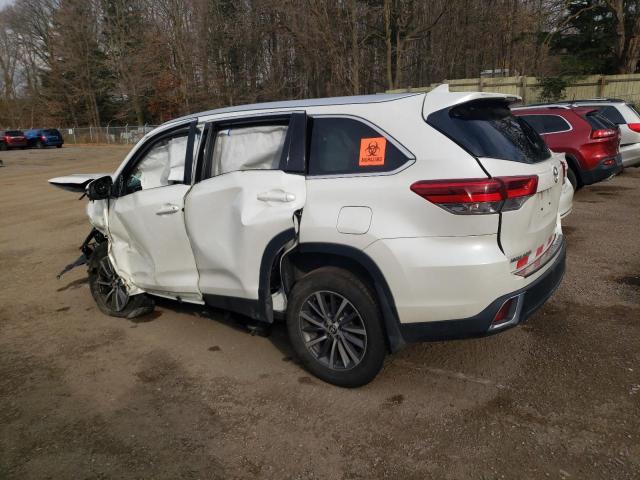 Image 2 of 2019 TOYOTA HIGHLANDER SE 2019 with VIN 5TDJZRFH9KS624097