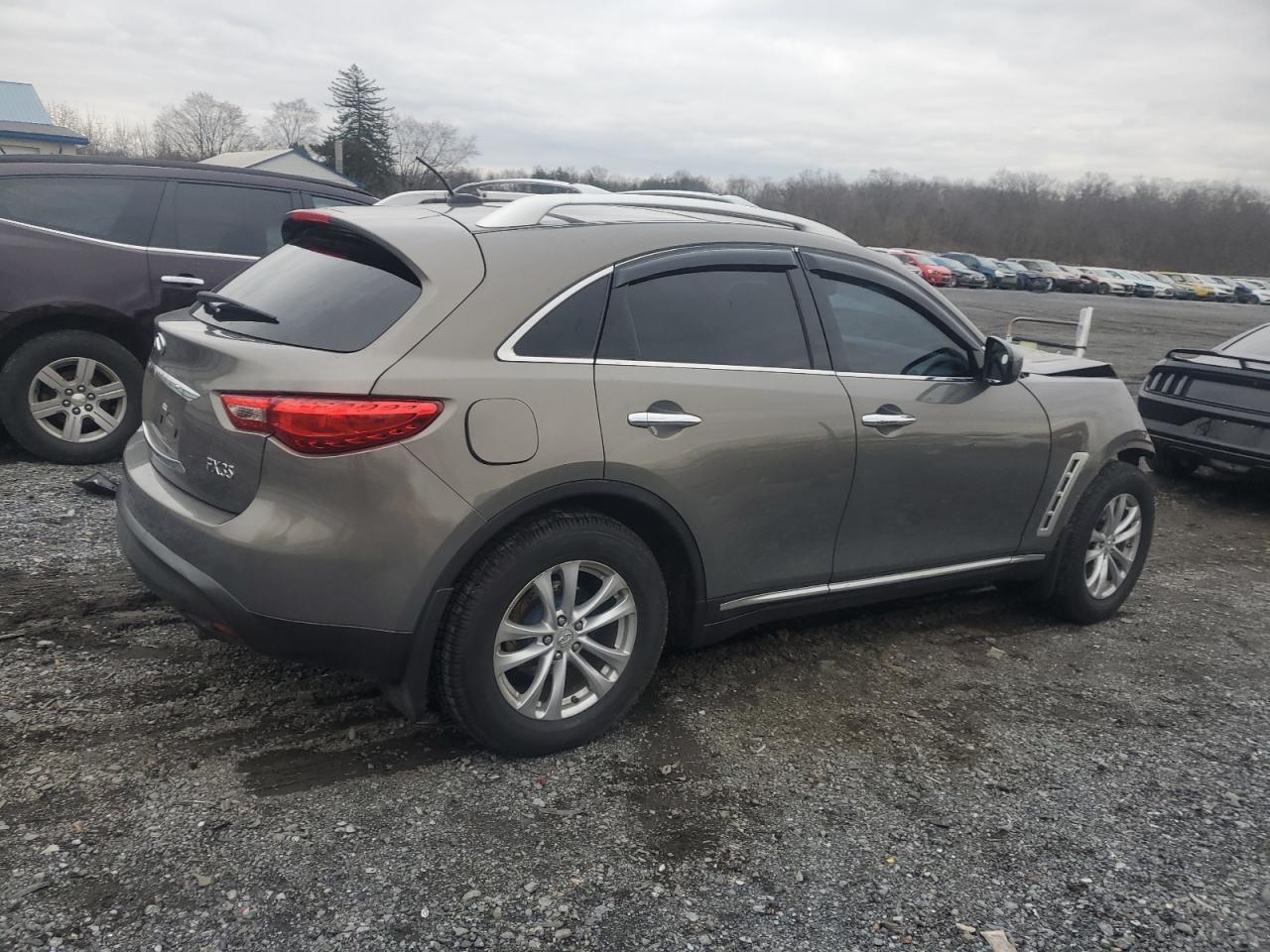 Obraz 3 z 2009 INFINITI FX35  2009 z VIN JNRAS18W29M158763