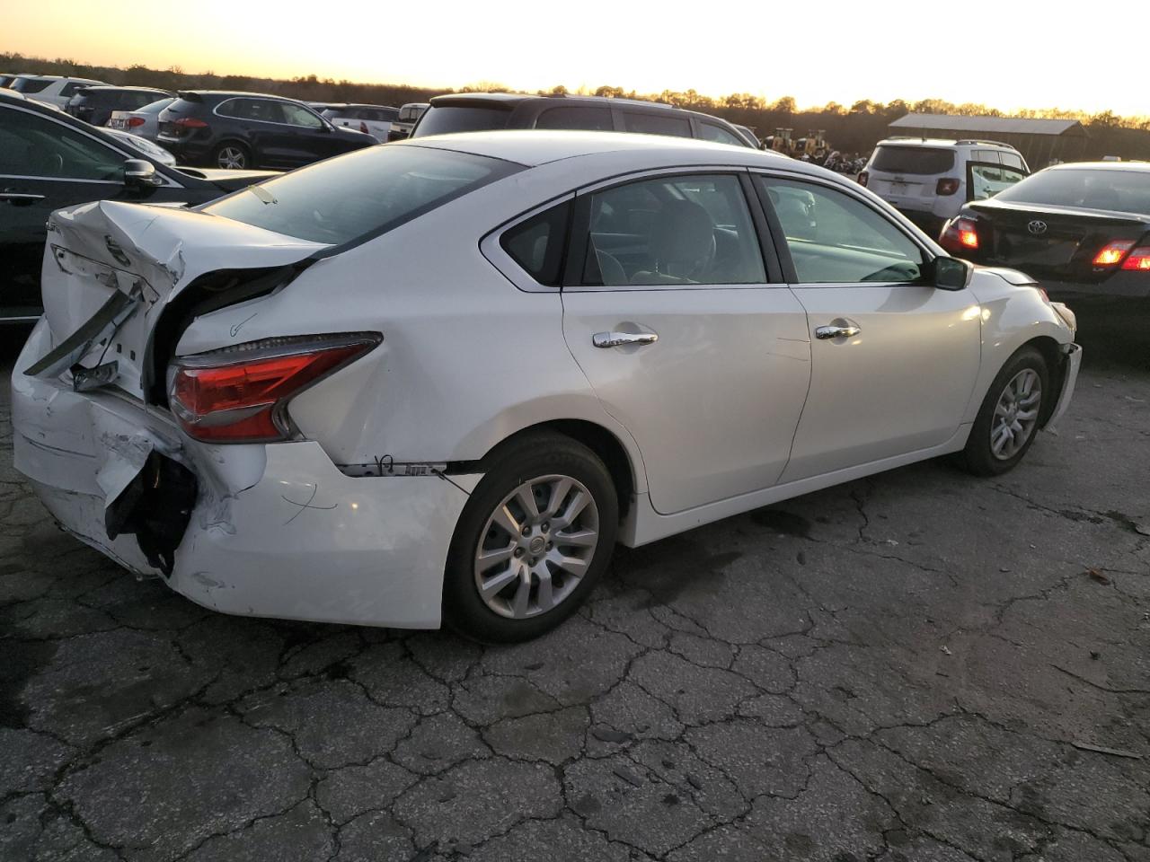 Image 3 of 2014 NISSAN ALTIMA 2.5 2014 with VIN 1N4AL3APXEC183251