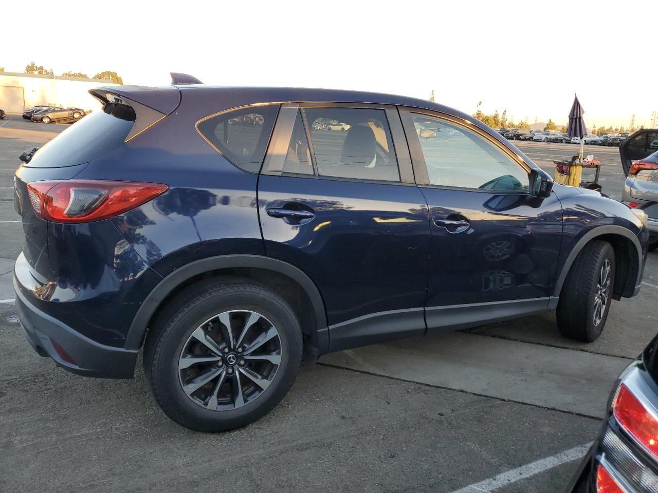 Obraz 3 z 2014 MAZDA CX-5 TOURING 2014 z VIN JM3KE2CY1E0330154