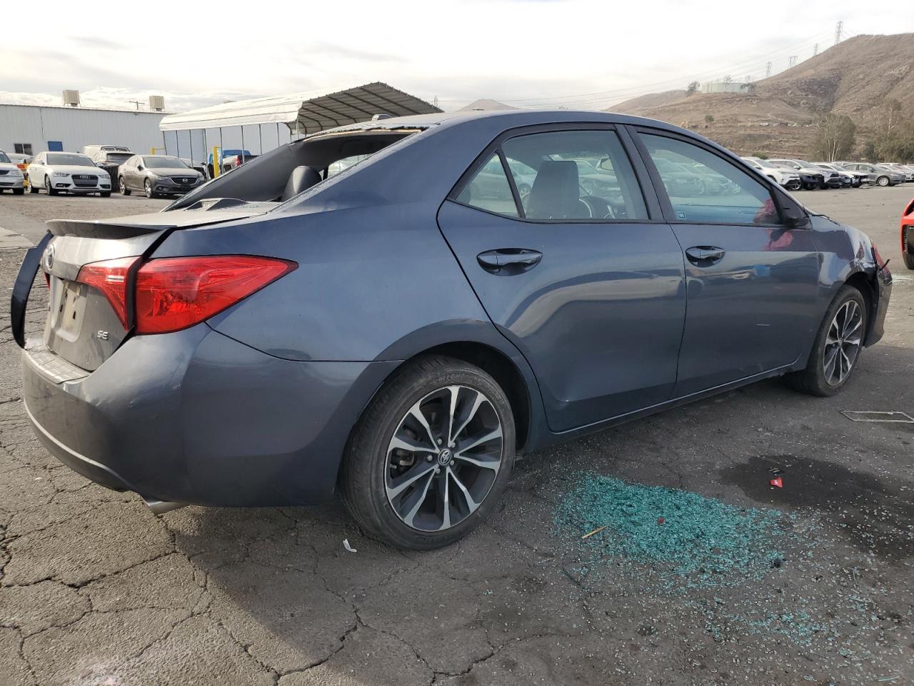 Obraz 3 z 2017 TOYOTA COROLLA L 2017 z VIN 5YFBURHE1HP608063