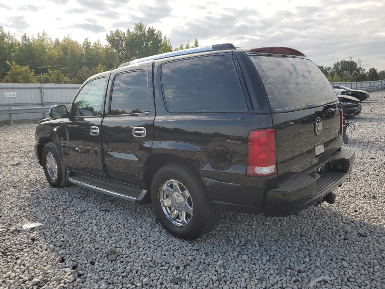 Изображение 2 2002 CADILLAC ESCALADE LUXURY 2002 с VIN 1GYEC63T22R287081