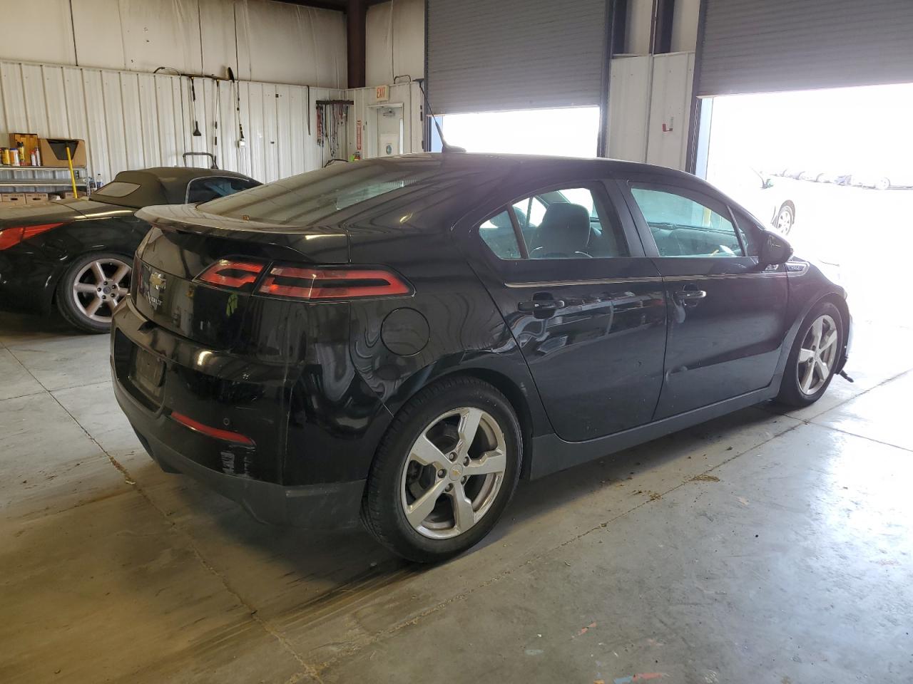 Image 3 of Chevrolet Volt 2018 with VIN 1G1RD6E40CU102432