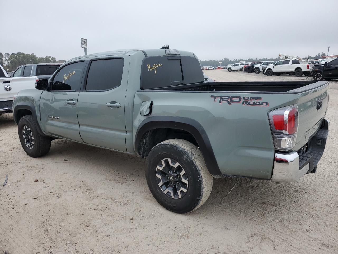 Obraz 2 z 2022 TOYOTA TACOMA DOUBLE CAB 2022 z VIN 3TMAZ5CN2NM167575