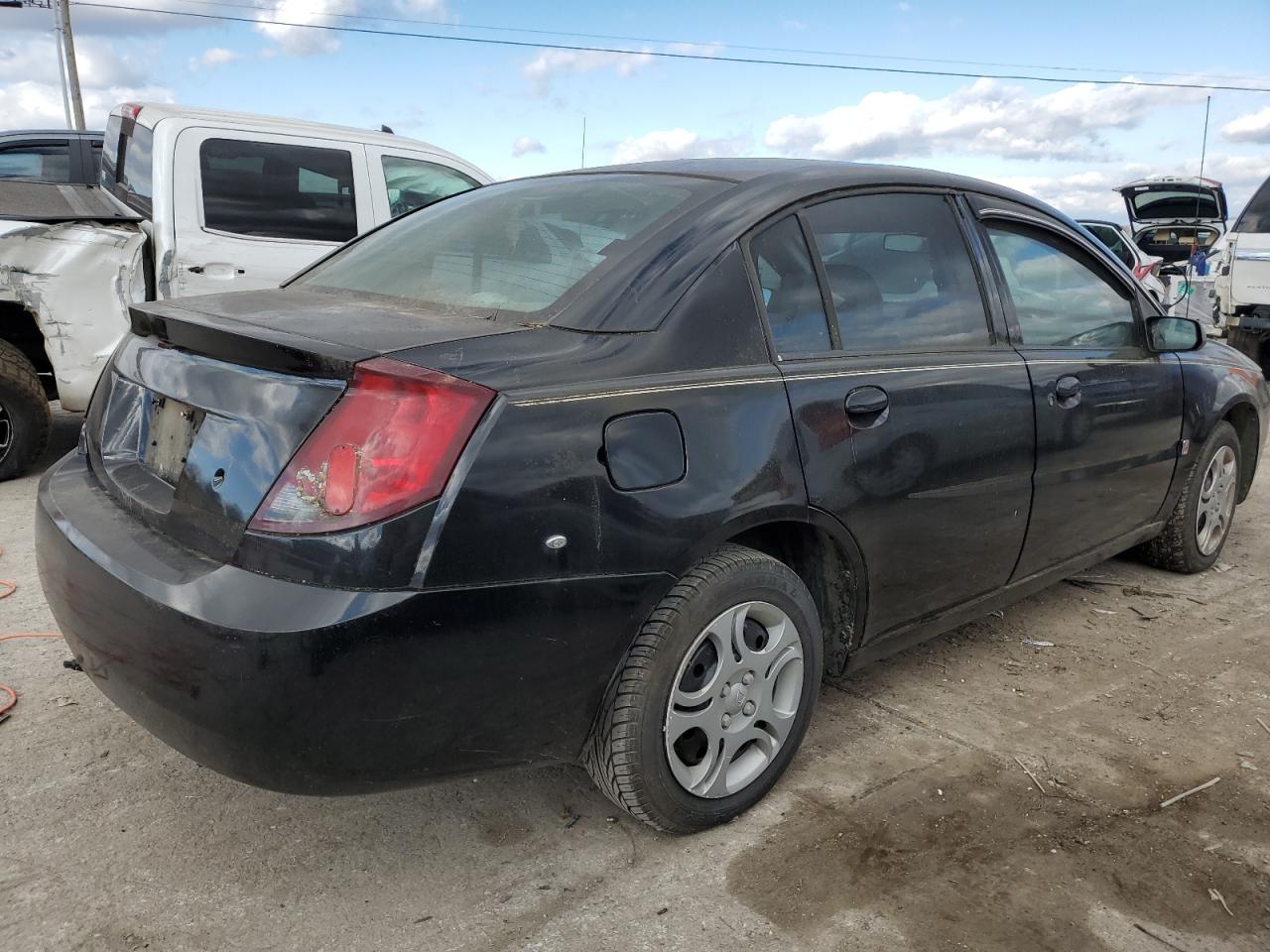Obraz 3 z 2005 SATURN ION LEVEL 2 2005 z VIN 1G8AJ52F75Z105633