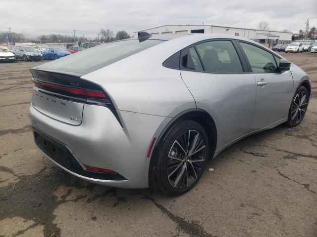 Изображение 3 2023 TOYOTA PRIUS LE 2023 с VIN JTDADABU0P3001804