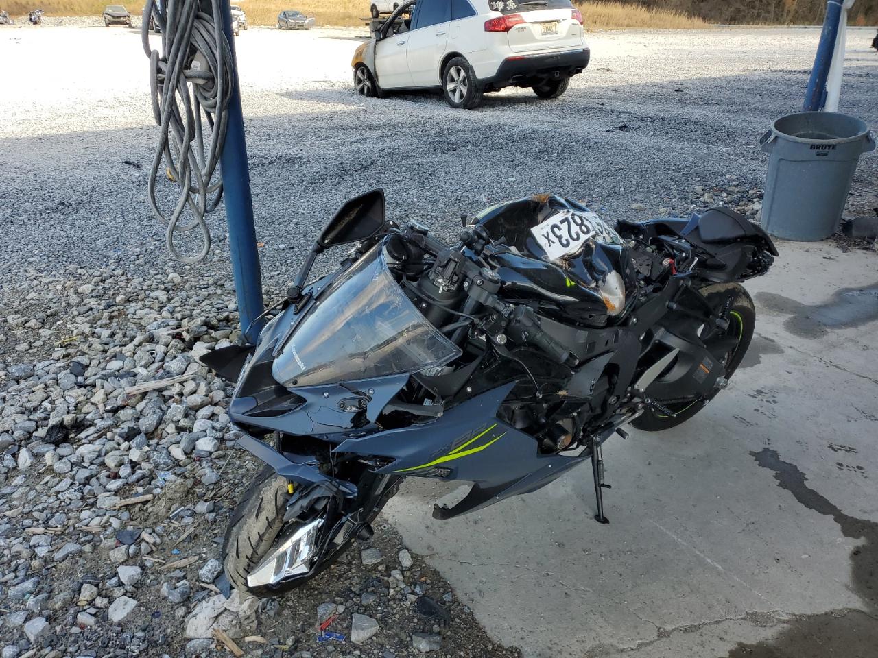 Image 2 of 2022 KAWASAKI ZX636 K 2022 with VIN JKBZXJH16NA013087