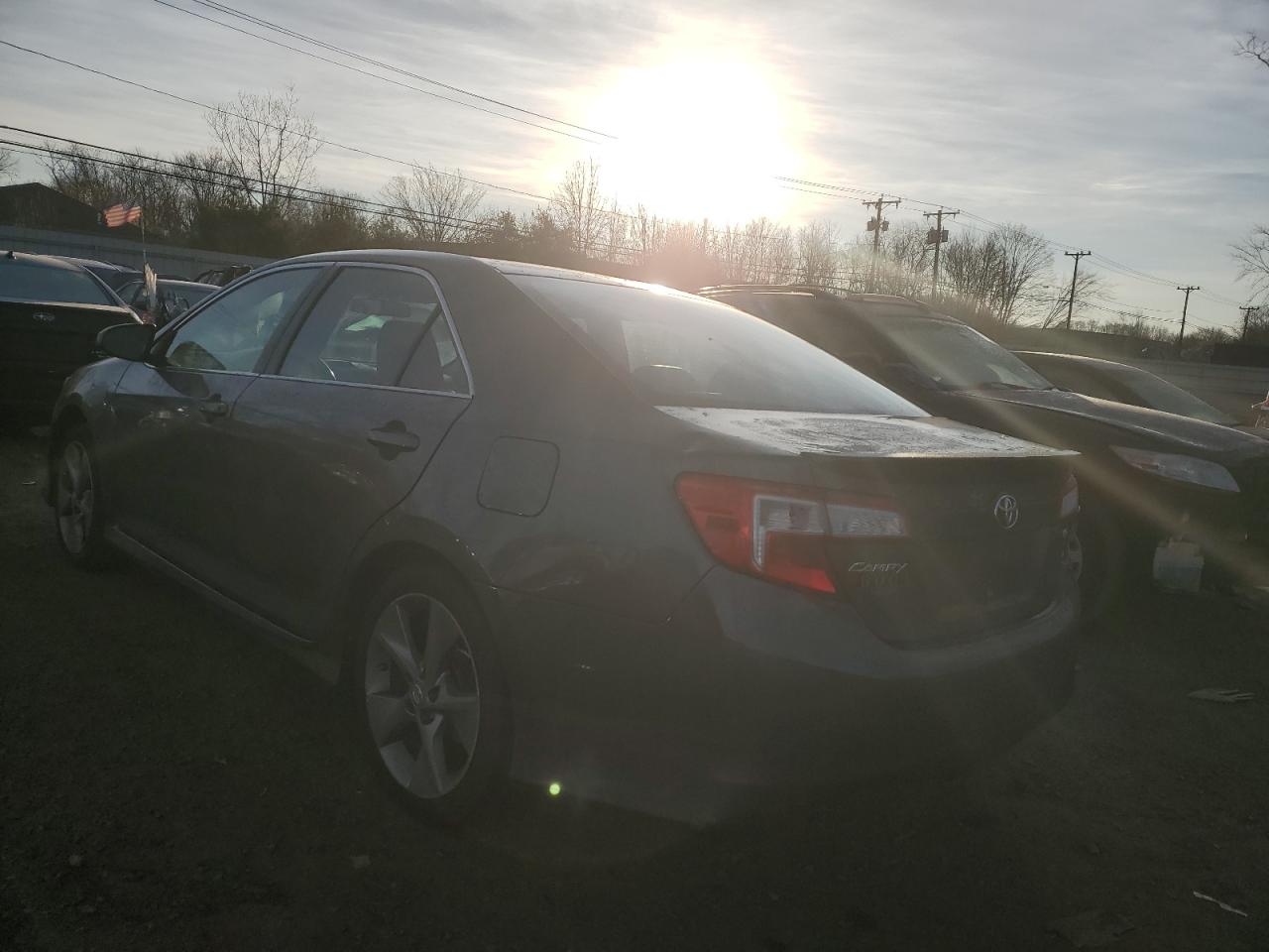 Image 2 of 2014 TOYOTA CAMRY L 2014 with VIN 4T1BF1FK3EU740062