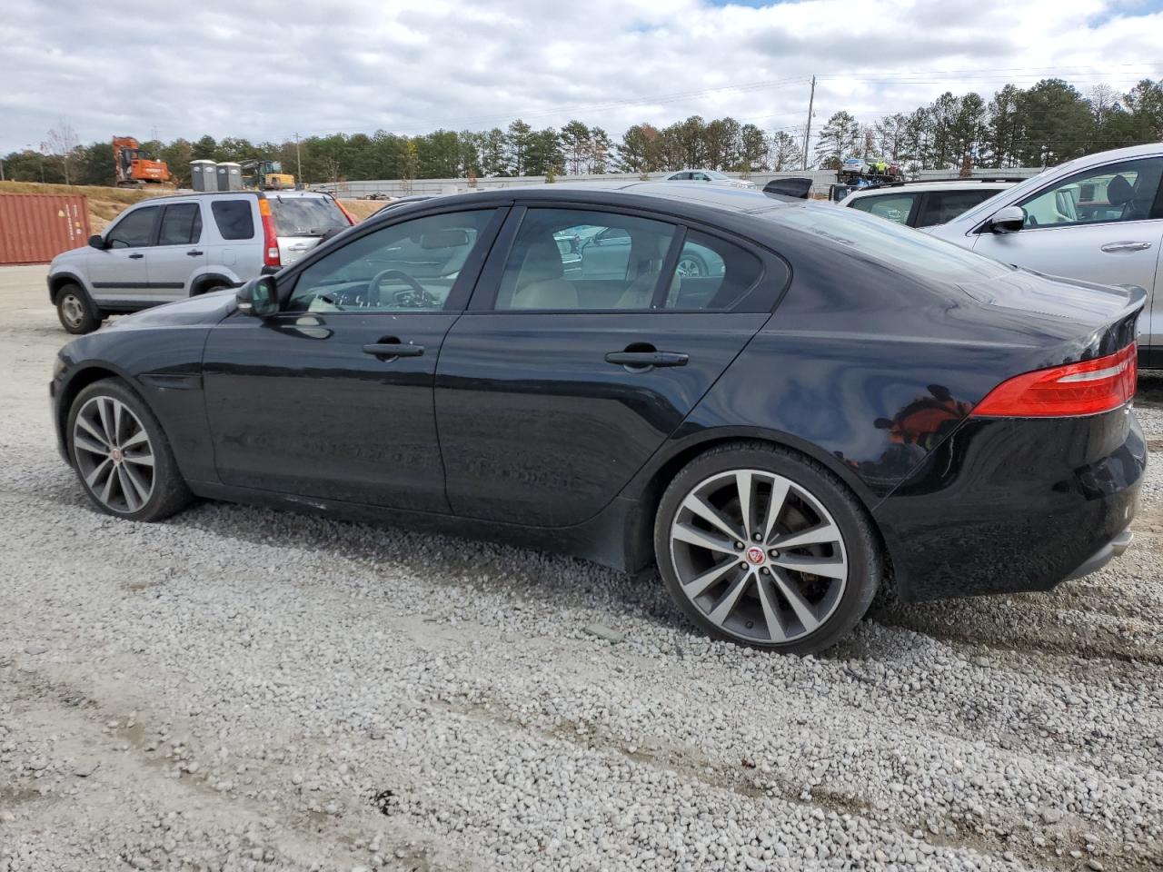 Изображение 2 2017 JAGUAR XE PRESTIGE 2017 с VIN SAJAK4BV3HA973539