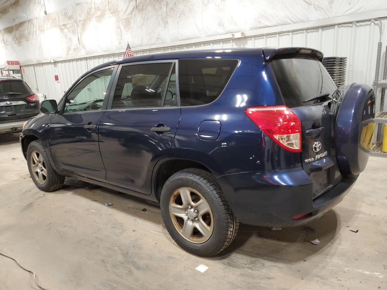 Изображение 2 2007 TOYOTA RAV4  2007 с VIN JTMBK33VX76014331