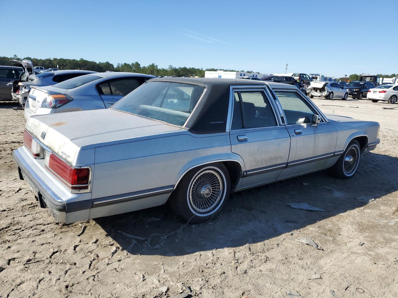 Image 3 of 1989 MERCURY GRAND MARQUIS LS 1989 with VIN 2MEBM75F9KX611375