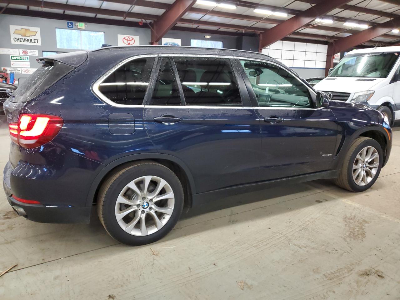Image 3 of 2016 BMW X5 XDRIVE35I 2016 with VIN 5UXKR0C56G0S92610