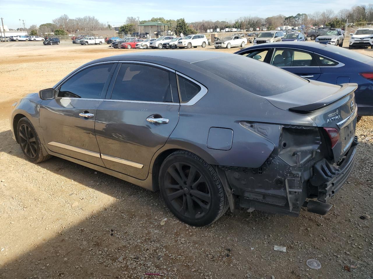 Image 2 of 2017 NISSAN ALTIMA 2.5 2017 with VIN 1N4AL3AP1HC246550