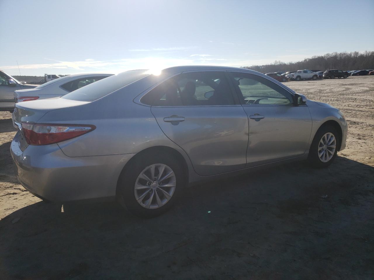 Изображение 3 2016 TOYOTA CAMRY LE 2016 с VIN 4T4BF1FK1GR553976
