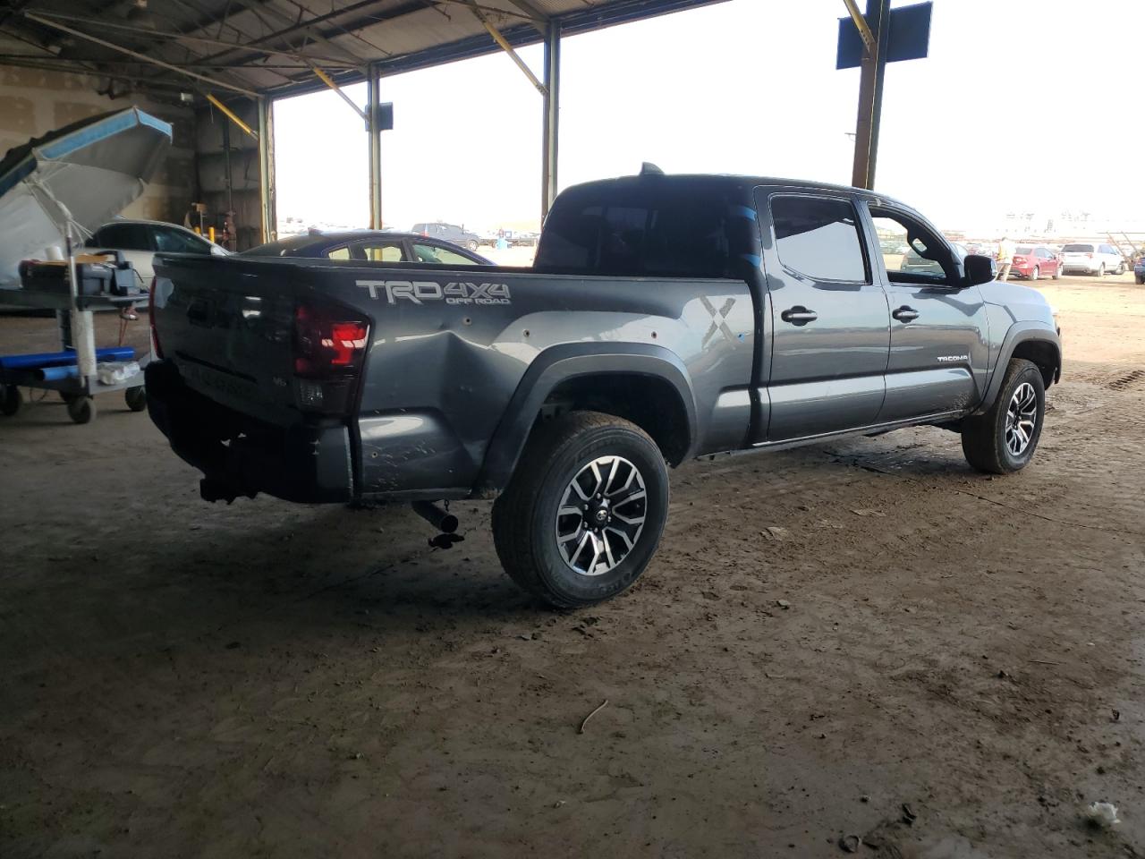 Изображение 3 2022 TOYOTA TACOMA DOUBLE CAB 2022 с VIN 3TMDZ5BN4NM133314