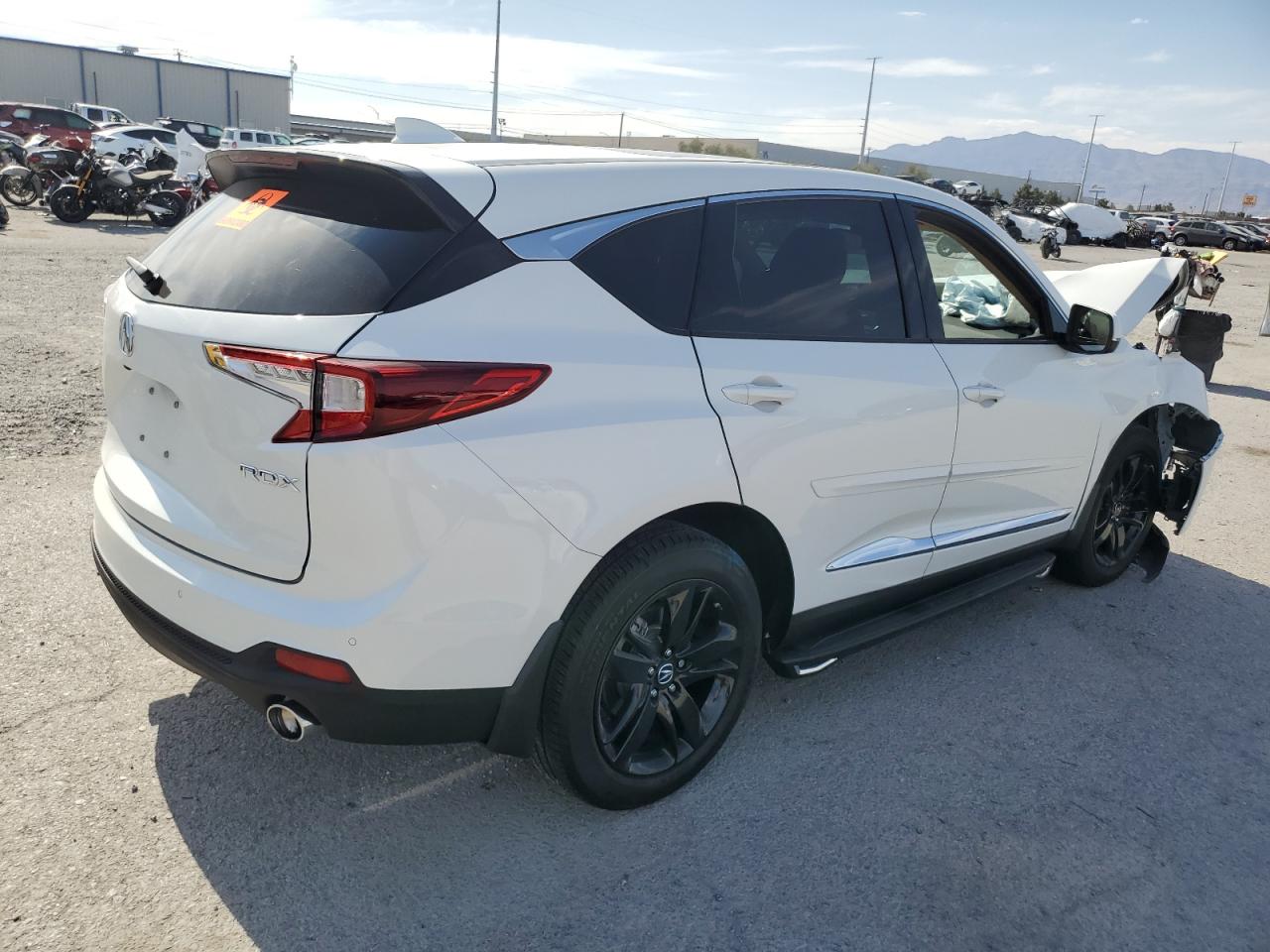 Obraz 3 z 2021 ACURA RDX ADVANCE 2021 z VIN 5J8TC1H71ML019481
