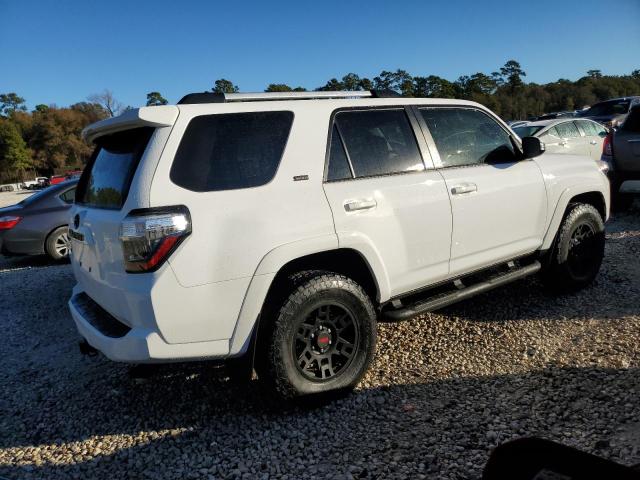 Изображение 3 2024 TOYOTA 4RUNNER SR5/SR5 PREMIUM 2024 с VIN JTENU5JR5R6218249