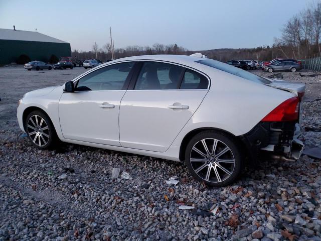 Image 2 of 2015 VOLVO S60 PREMIER+ 2015 with VIN YV149MFC4F1317485