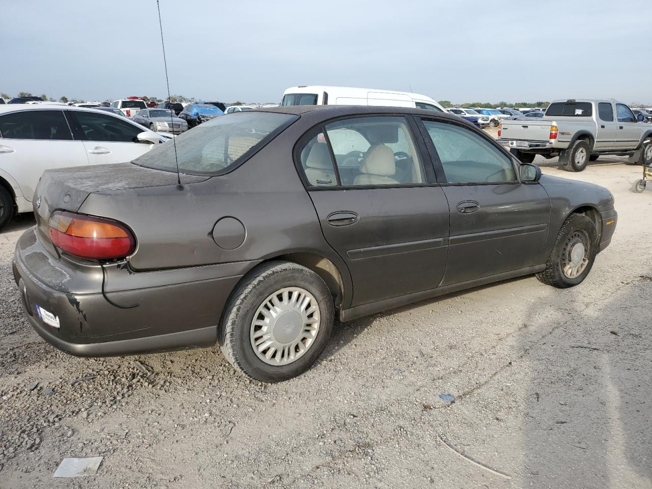 Image 3 of 2009 CHEVROLET MALIBU  2009 with VIN 1G1ND52J8Y6129473