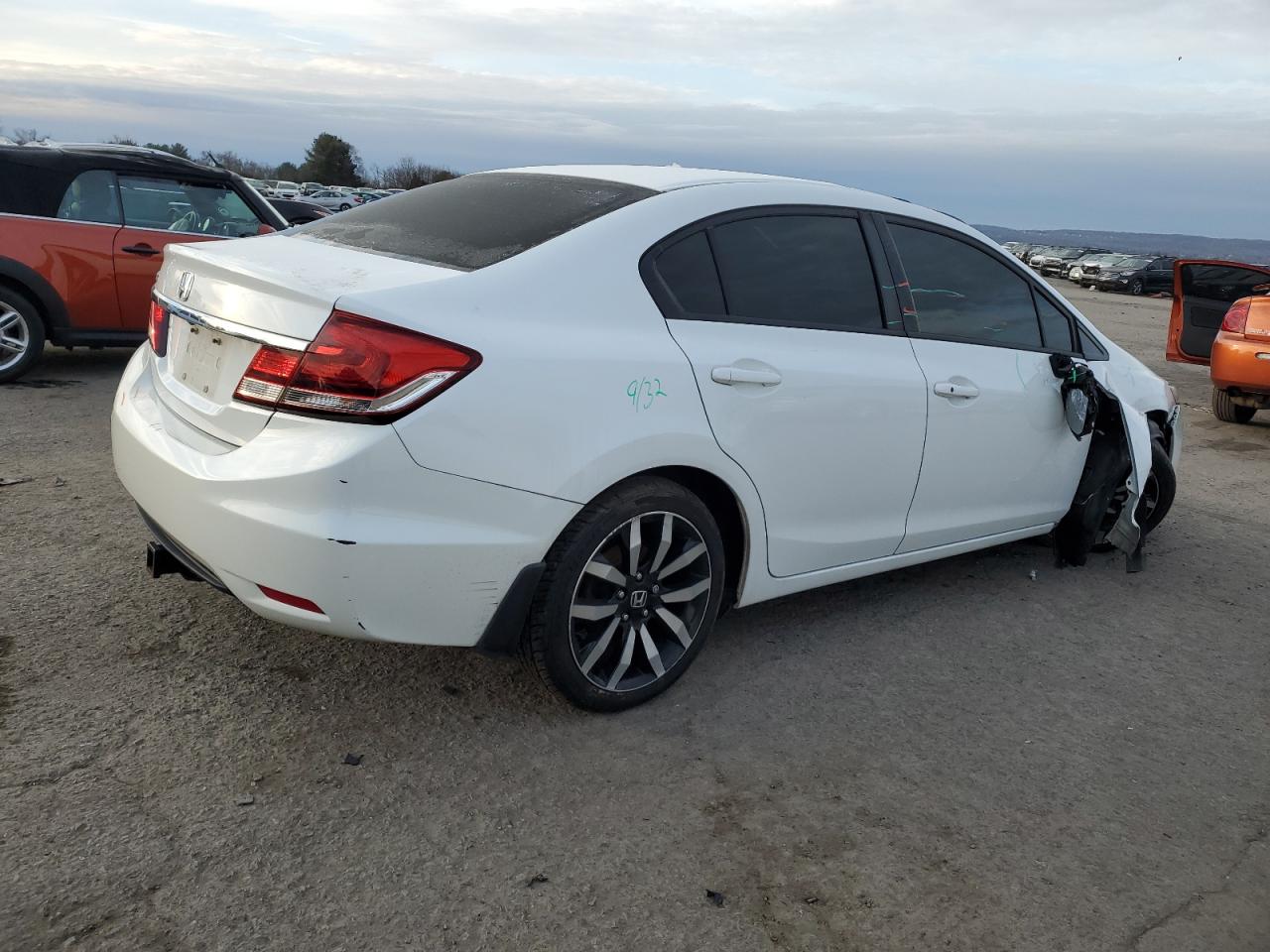 Изображение 3 2015 HONDA CIVIC EXL 2015 с VIN 19XFB2F93FE246241