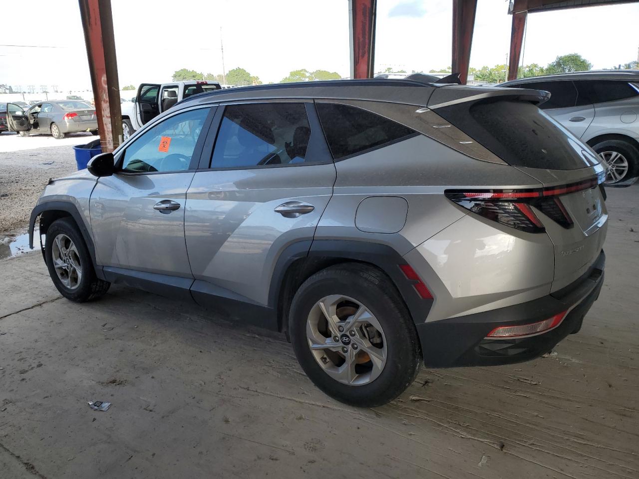 Image 2 of 2022 HYUNDAI TUCSON SEL 2022 with VIN 5NMJB3AE8NH021874