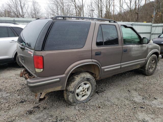 Obraz 3 z 1999 CHEVROLET BLAZER  1999 z VIN 1GNDT13W6X2134726
