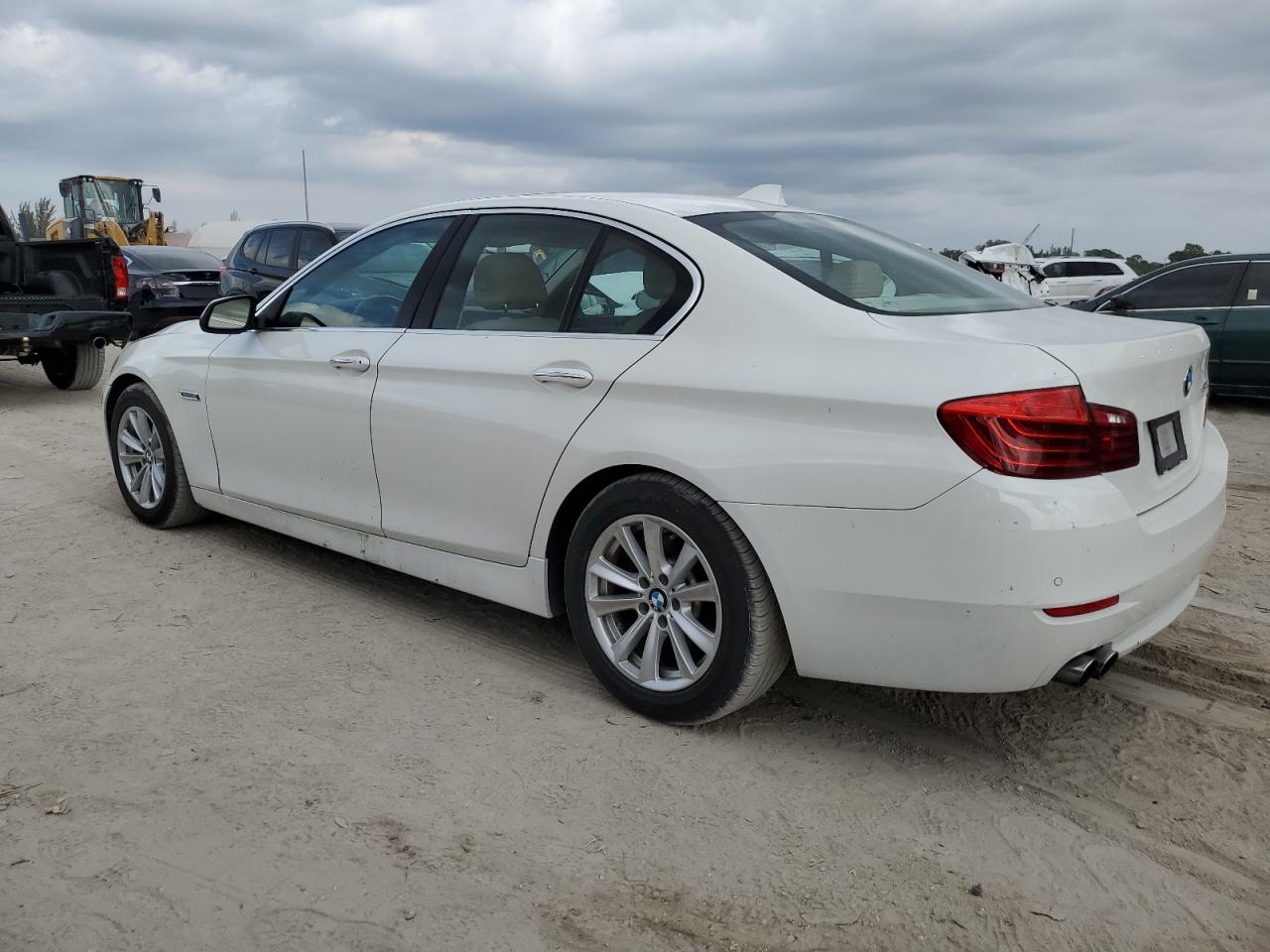Image 2 of 2015 BMW 528 I 2015 with VIN WBA5A5C57FD517933
