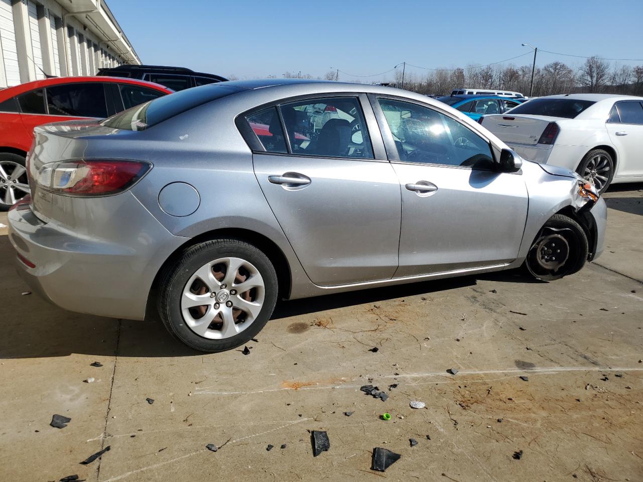 Obraz 3 z 2013 MAZDA 3 I 2013 z VIN JM1BL1TF3D1763524