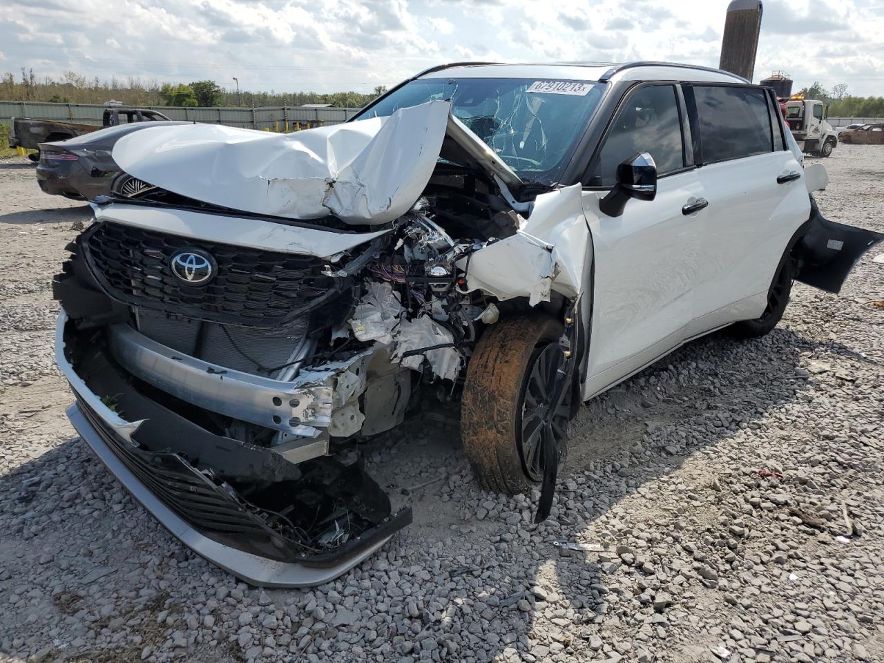 Obraz 2023 TOYOTA HIGHLANDER L 2023