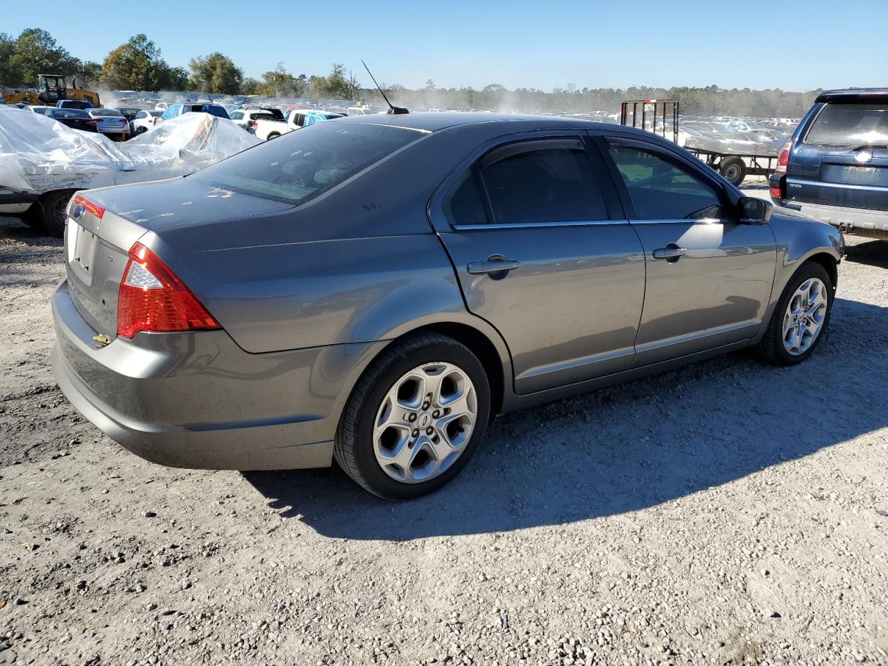 Изображение 3 2010 FORD FUSION SE 2010 с VIN 3FAHP0HA3AR100399