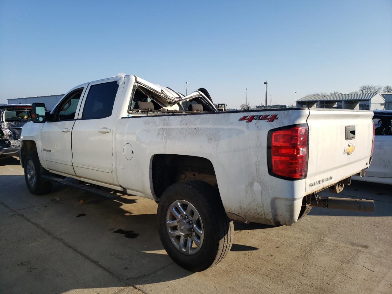 Obraz 2 z 2018 CHEVROLET SILVERADO K2500 HEAVY DUTY LT 2018 z VIN 1GC1KVEY0JF247835