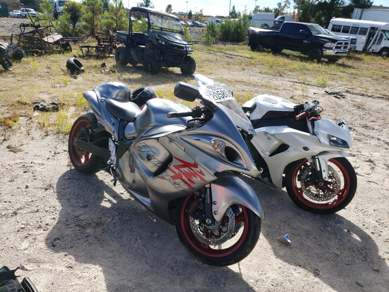 Obraz 1 z 2019 SUZUKI GSX1300 RA 2019 z VIN JS1GX72B5K7100116