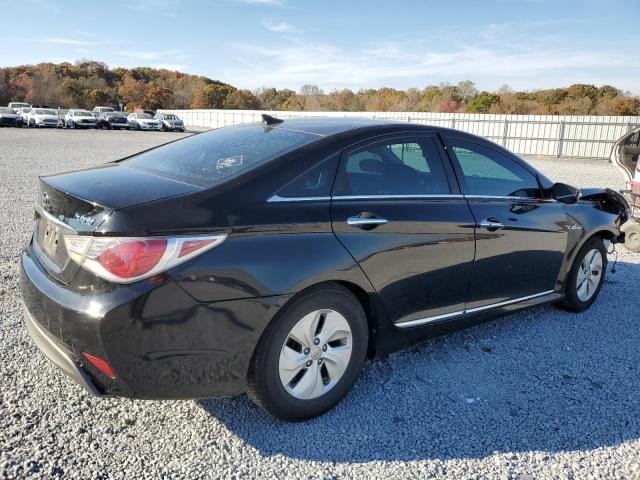 Image 3 of 2015 HYUNDAI SONATA HYBRID 2015 with VIN KMHEC4A48FA124134