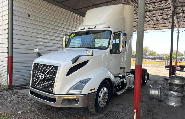 Изображение 2 2019 VOLVO VN VNL 2019 с VIN 4V4NC9TG7KN906604