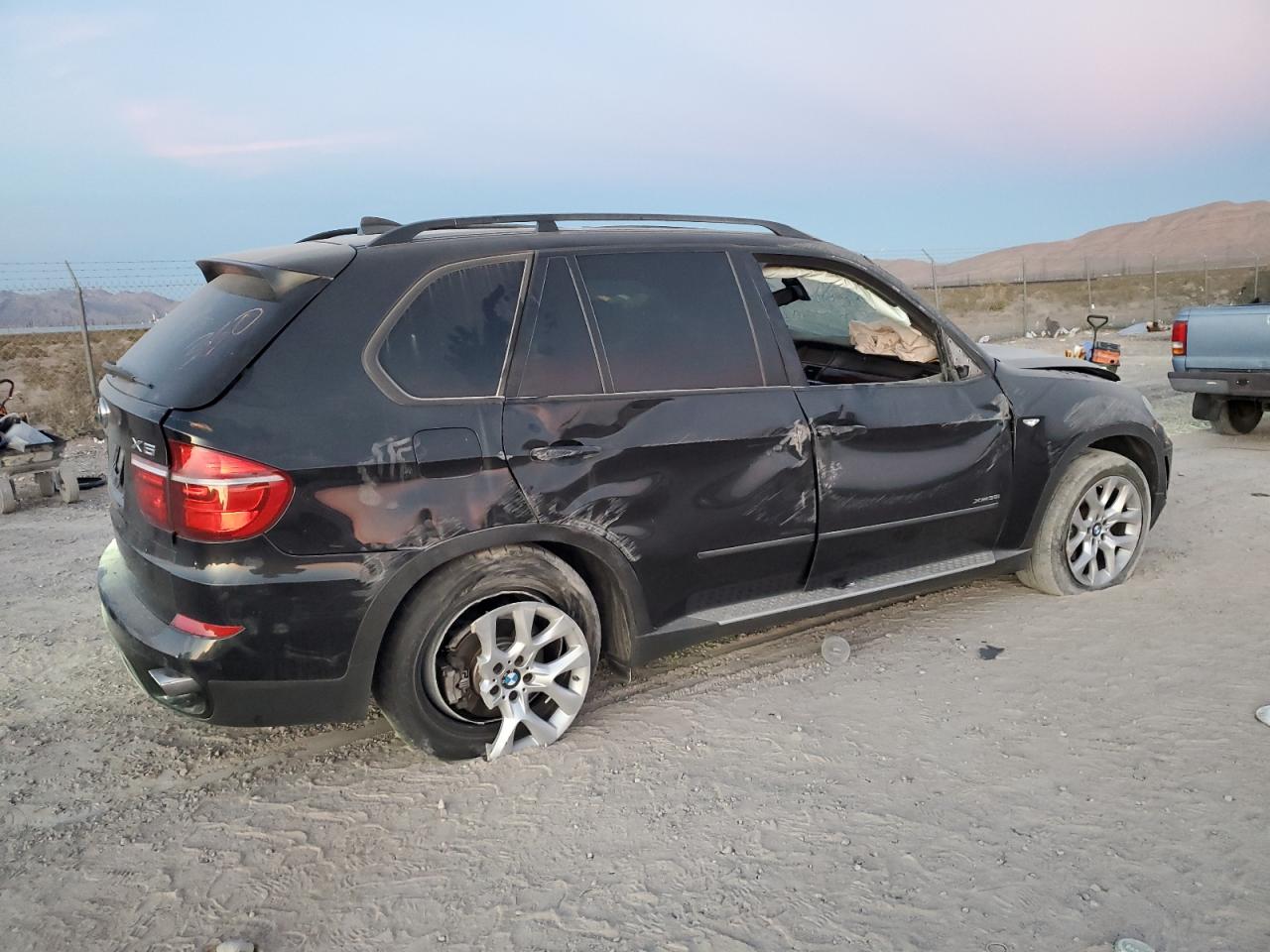 Image 3 of 2012 BMW X5 XDRIVE35I 2012 with VIN 5UXZV4C56CL757087