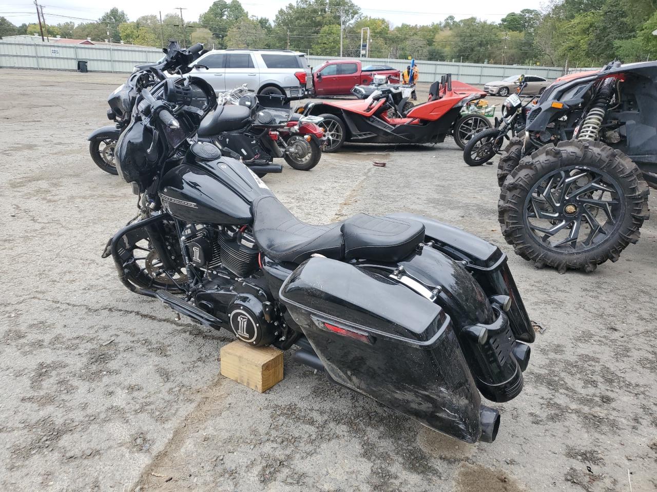 Obraz 3 z 2019 HARLEY-DAVIDSON FLHXS  2019 z VIN 1HD1KRP14KB658654