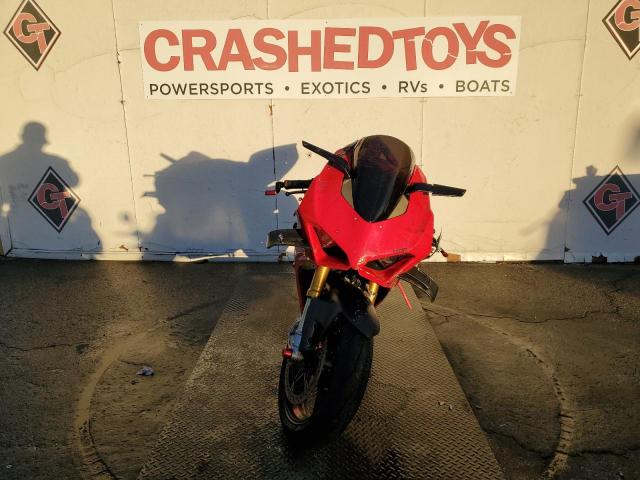 Image 2 of 2022 DUCATI PANIGALE V4S 2022 with VIN ZDMDAGWW1NB001497