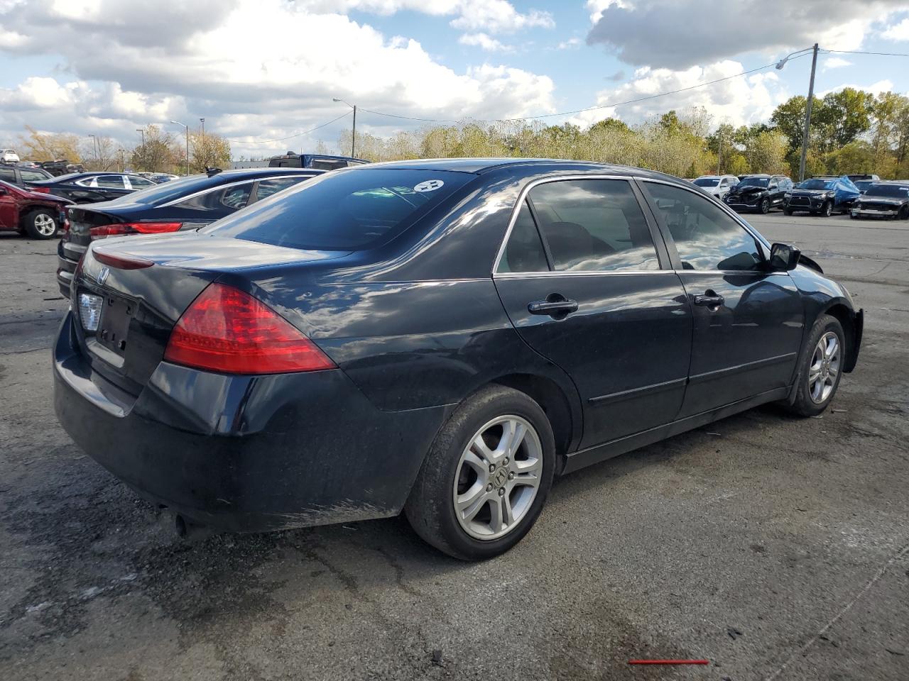 Obraz 3 z 2007 HONDA ACCORD EX 2007 z VIN 1HGCM56757A059487