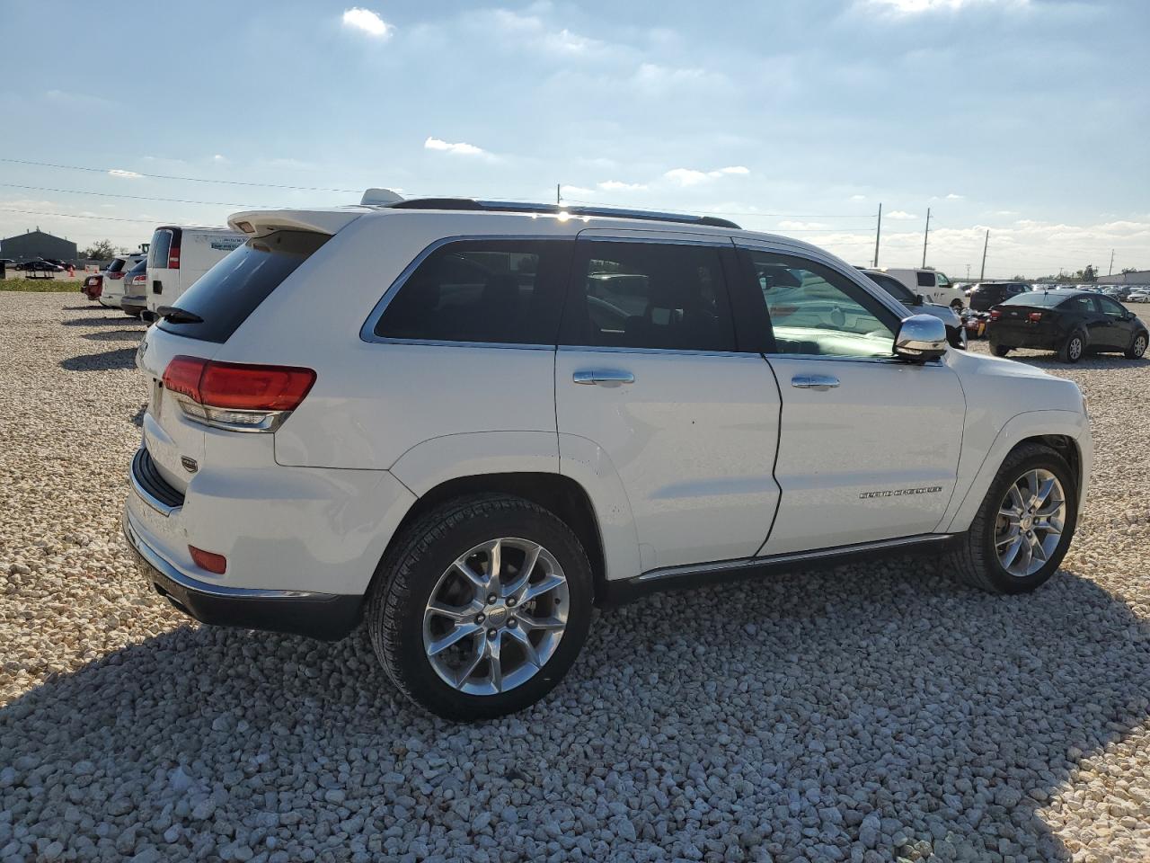 Image 3 of 2014 JEEP GRAND CHEROKEE SUMMIT 2014 with VIN 1C4RJEJT7EC405045