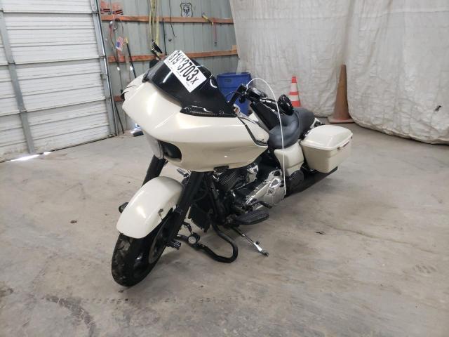 Image 2 of 2017 HARLEY-DAVIDSON FLTRXS ROAD GLIDE SPECIAL 2017 with VIN 1HD1KTC10HB622245