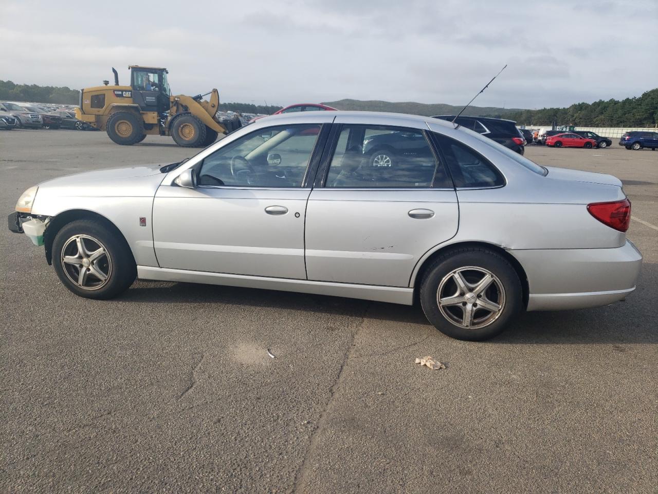 Изображение 2 2003 SATURN L200  2003 с VIN 1G8JU54F03Y579317