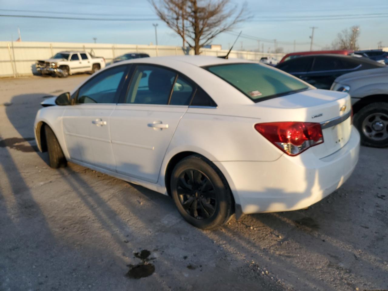 Изображение 2 2012 CHEVROLET CRUZE LS 2012 с VIN 1G1PC5SH7C7188364