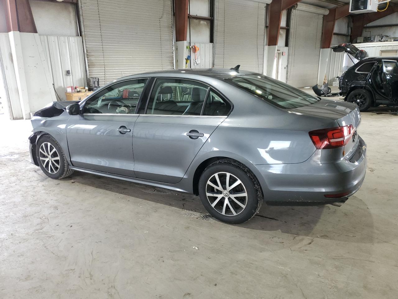 Изображение 2 2017 VOLKSWAGEN JETTA SE 2017 с VIN 3VWDB7AJ7HM372534