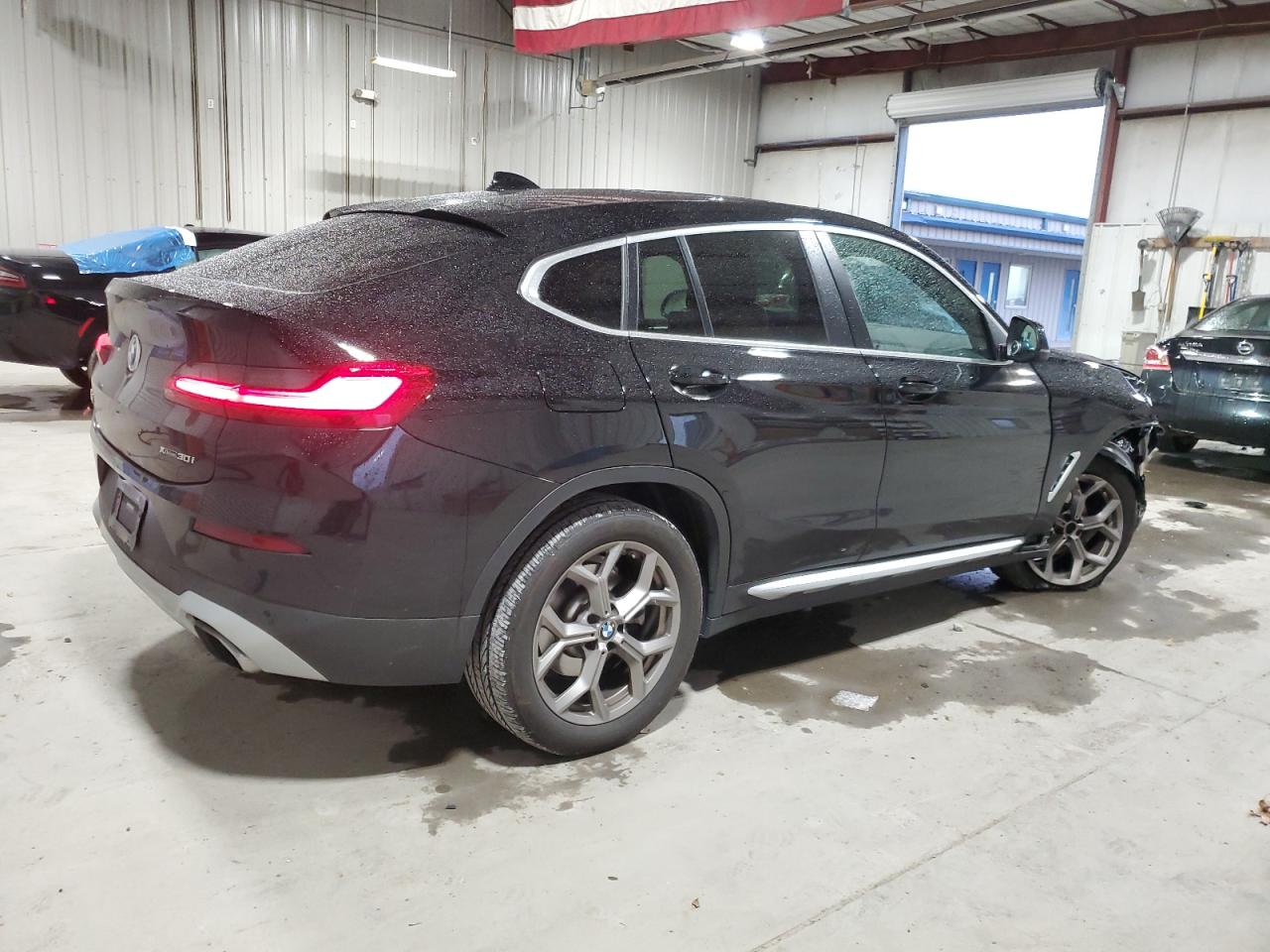 Изображение 3 2022 BMW X4 XDRIVE30I 2022 с VIN 5UX33DT07N9J18023