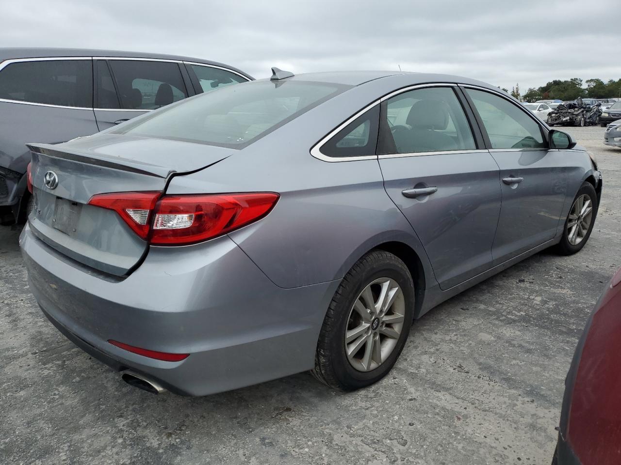 Image 3 of 2017 HYUNDAI SONATA SE 2017 with VIN 5NPE24AF5HH554417