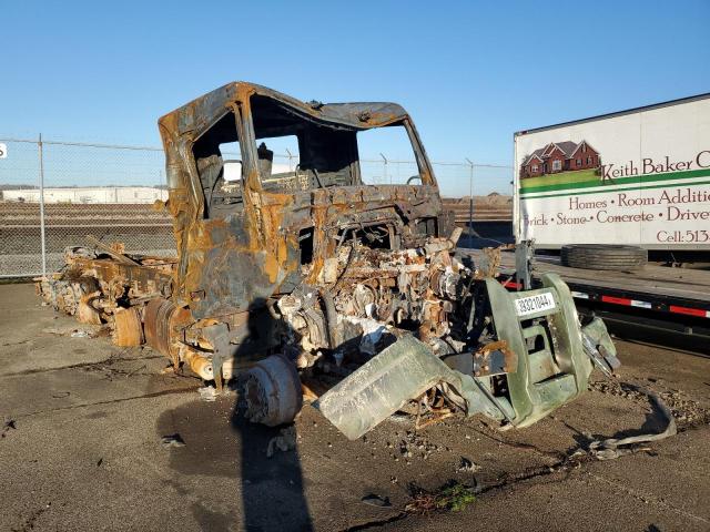 Изображение 1 2015 VOLVO VHD  2015 с VIN 4V5KC9EH8FN186983